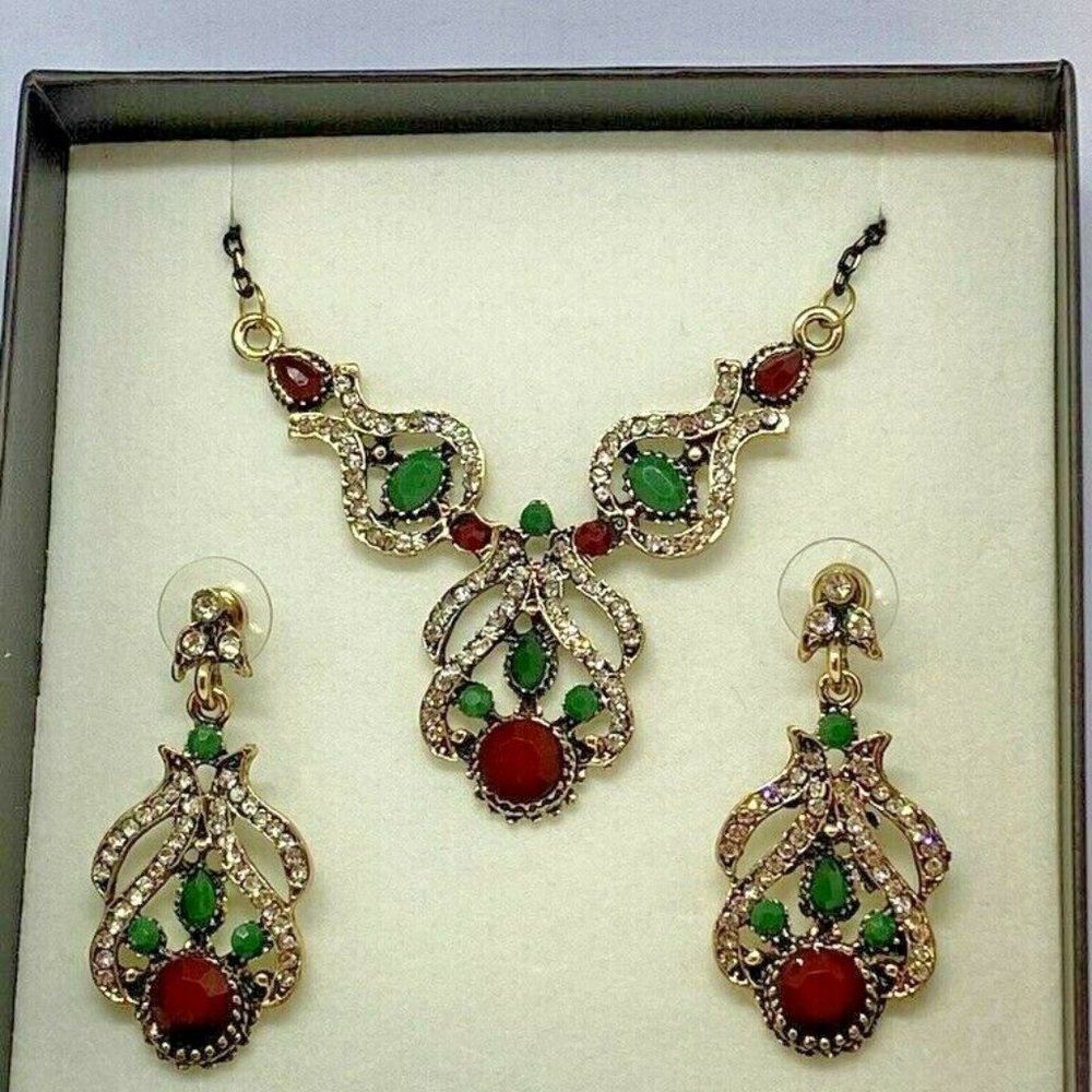 NIB! Custom Made Silver Plated w/Red Rhinestones Necklace & Earrings Jewelry Set